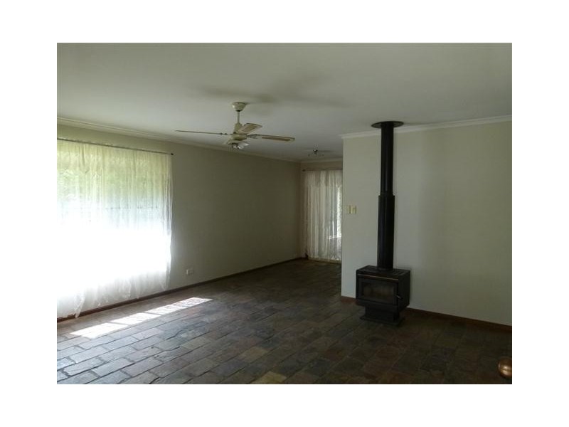 18 Kelly Court, Cooroy QLD 4563