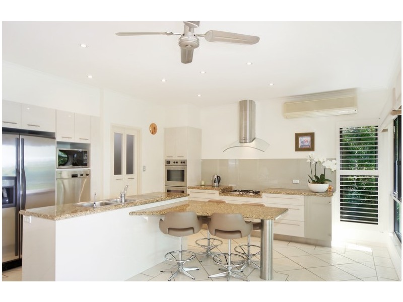 6 Bonavista Crescent, Doonan QLD 4562