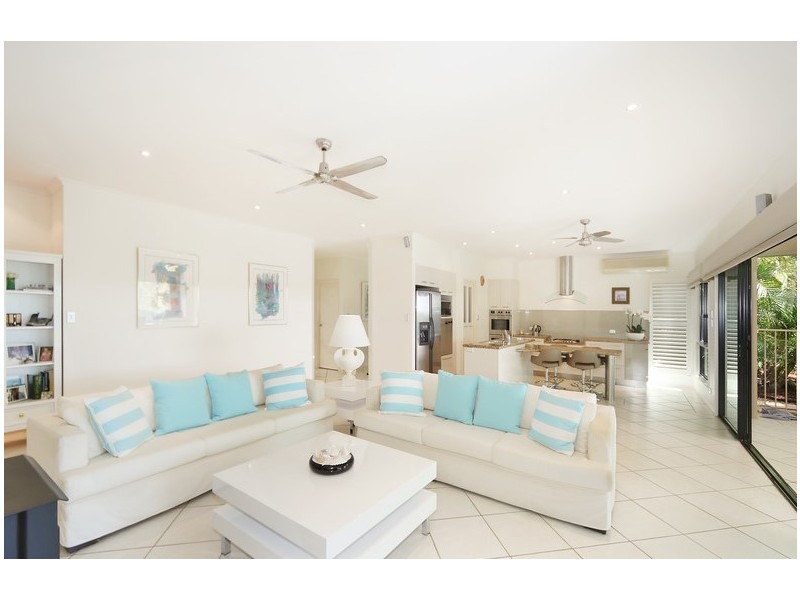 6 Bonavista Crescent, Doonan QLD 4562