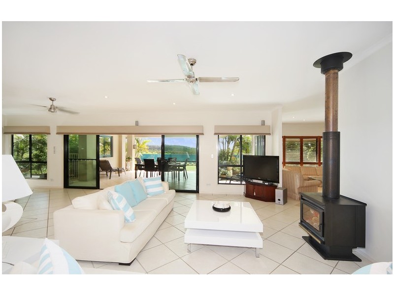 6 Bonavista Crescent, Doonan QLD 4562