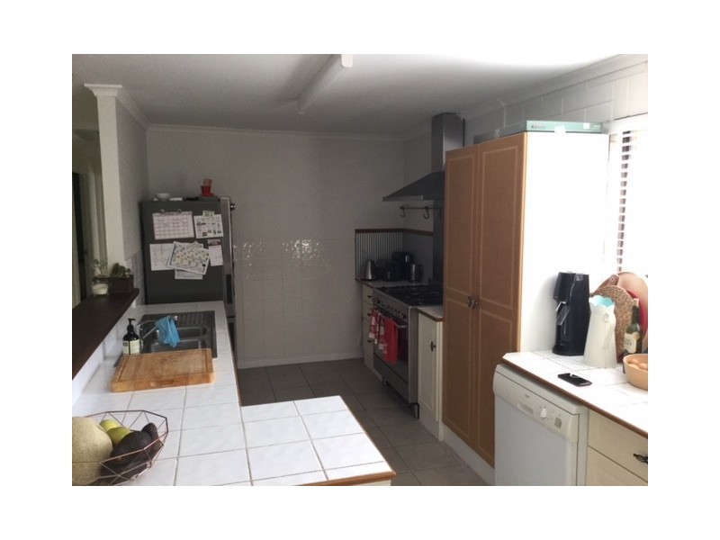 54 Overlander Ave, Cooroy QLD 4563