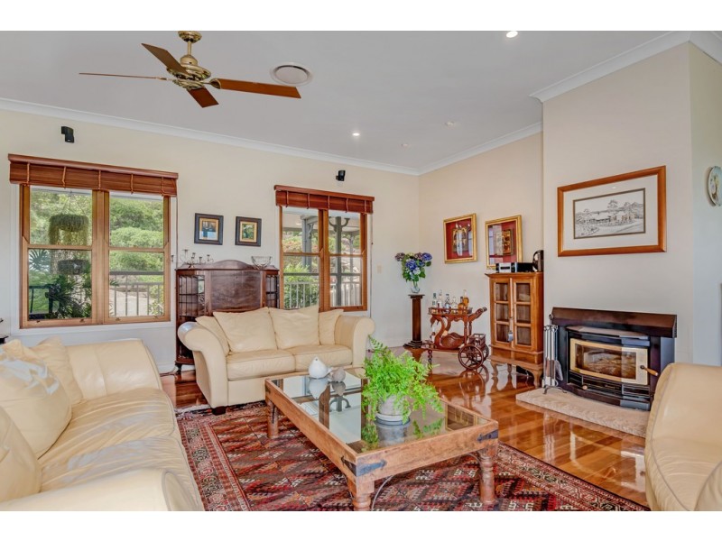 8 Mount Eerwah Vista Drive, Eumundi QLD 4562