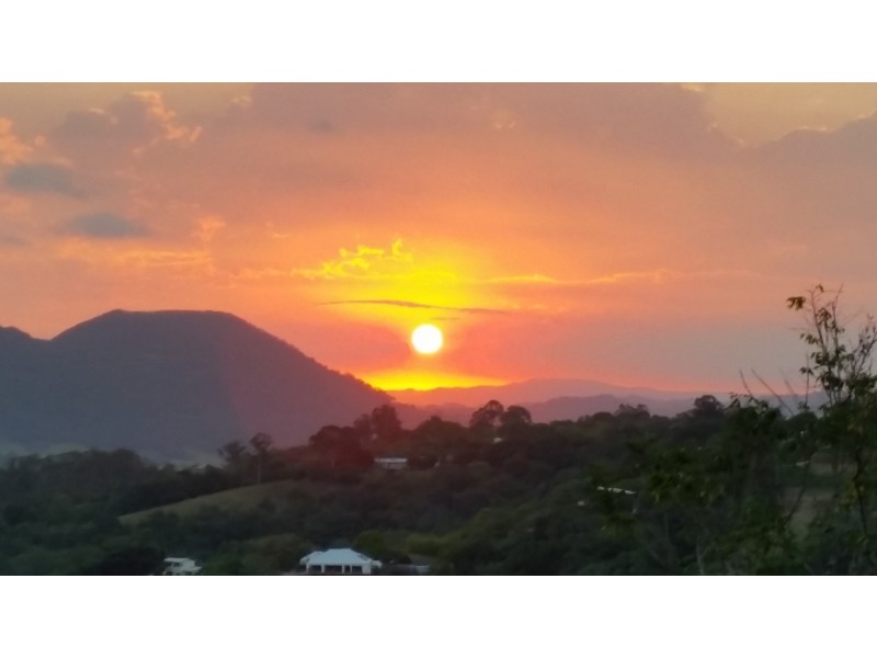 8 Mount Eerwah Vista Drive, Eumundi QLD 4562