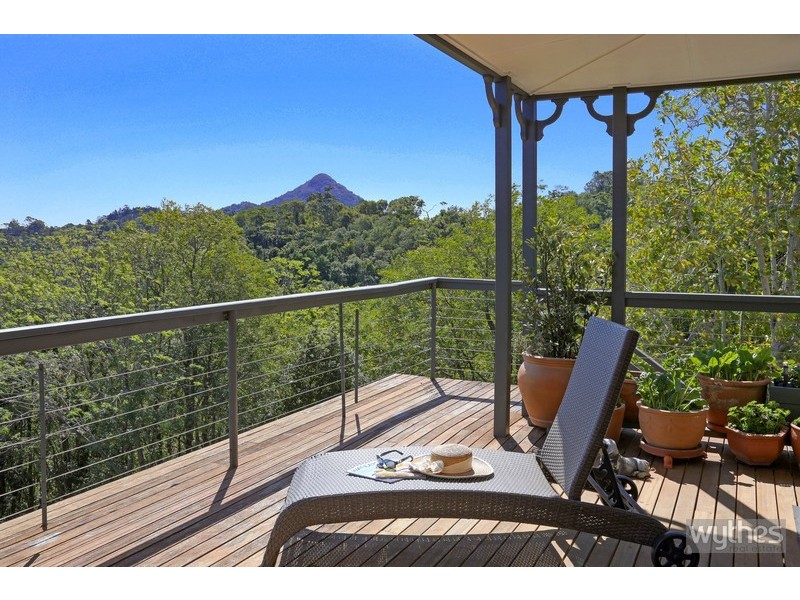 8 Mount Eerwah Vista Drive, Eumundi QLD 4562