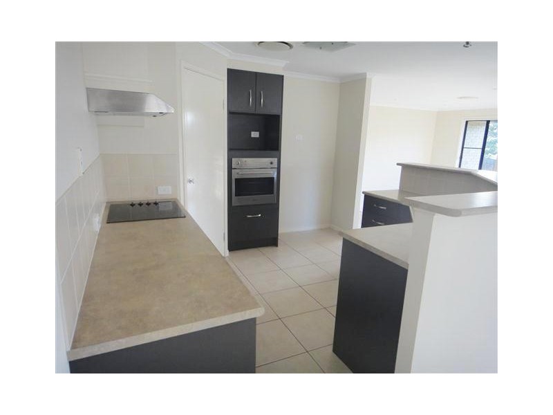 15 Tanderra Drive, Cooran QLD 4569