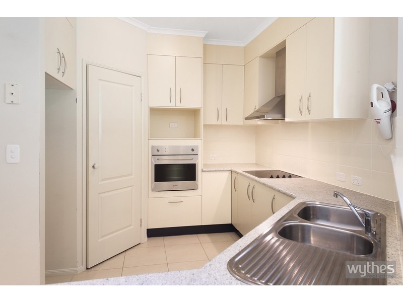 44 Kamala Drive, Lake Macdonald QLD 4563