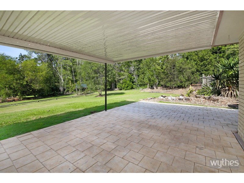 44 Kamala Drive, Lake Macdonald QLD 4563