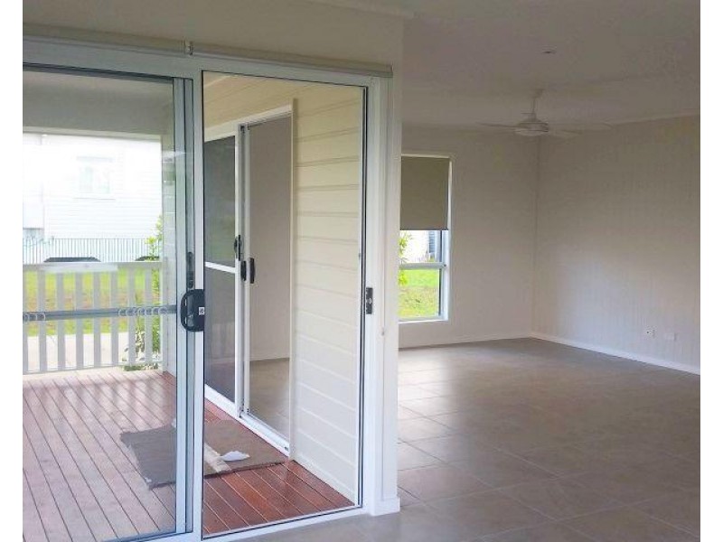 2/3D Kauri Street, Cooroy QLD 4563