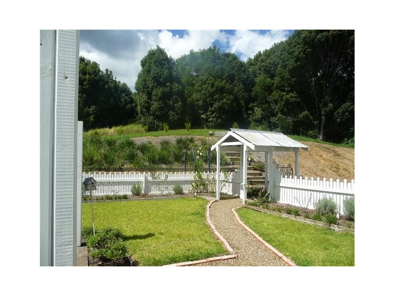 21 Sallwood Court, Cooran QLD 4569