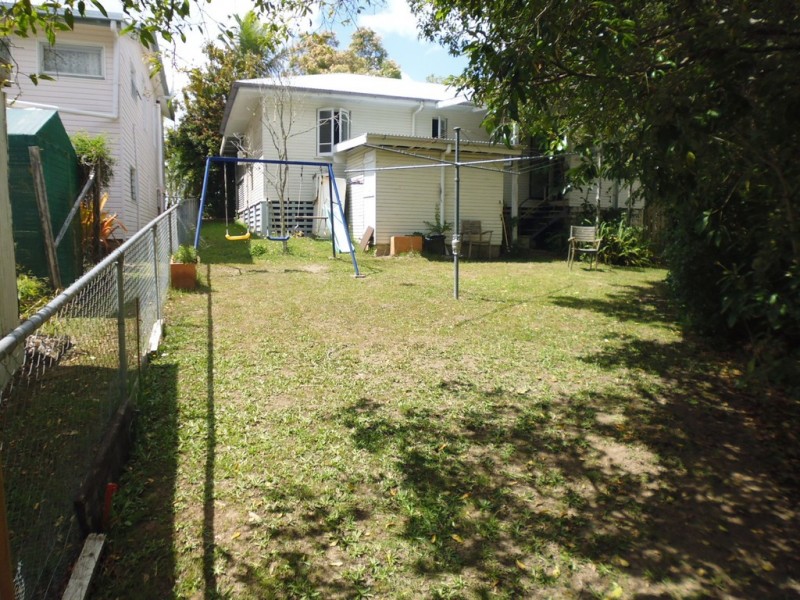 72 Maple Street, Cooroy QLD 4563