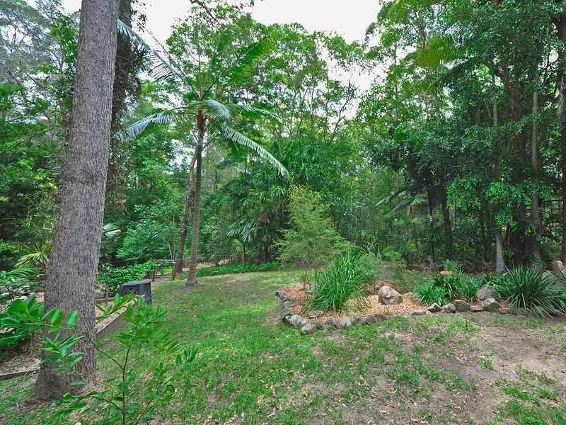 42 Summit Rd, Pomona QLD 4568