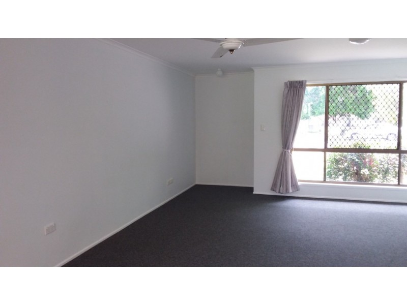 35 Overlander Ave, Cooroy QLD 4563