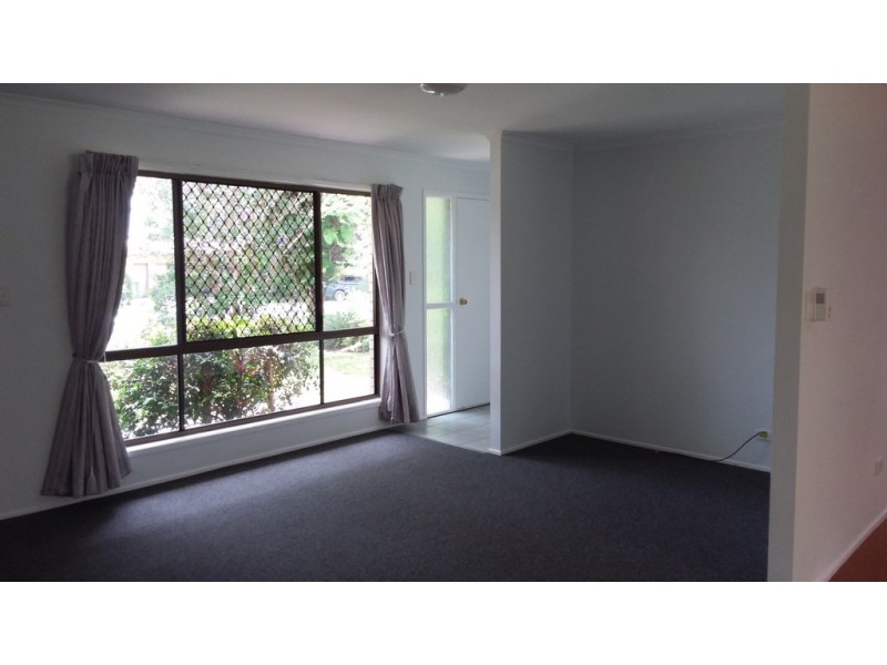 35 Overlander Ave, Cooroy QLD 4563