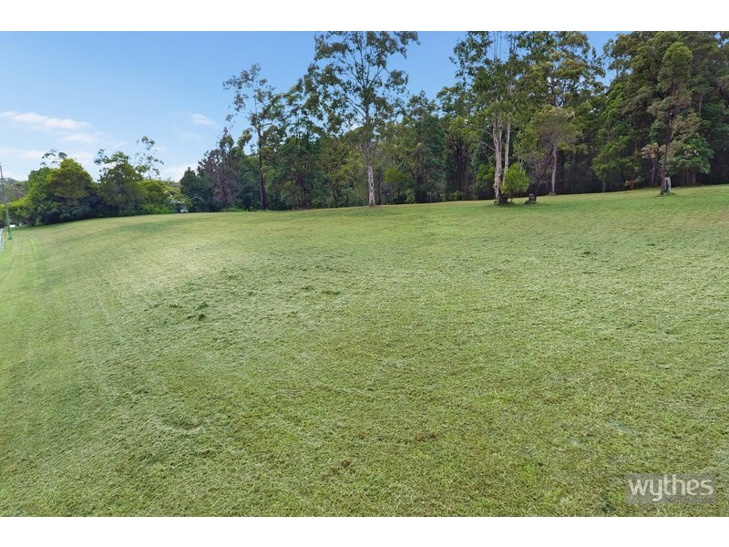 69 Patterson Drive, Tinbeerwah QLD 4563