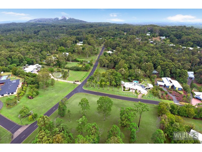 69 Patterson Drive, Tinbeerwah QLD 4563