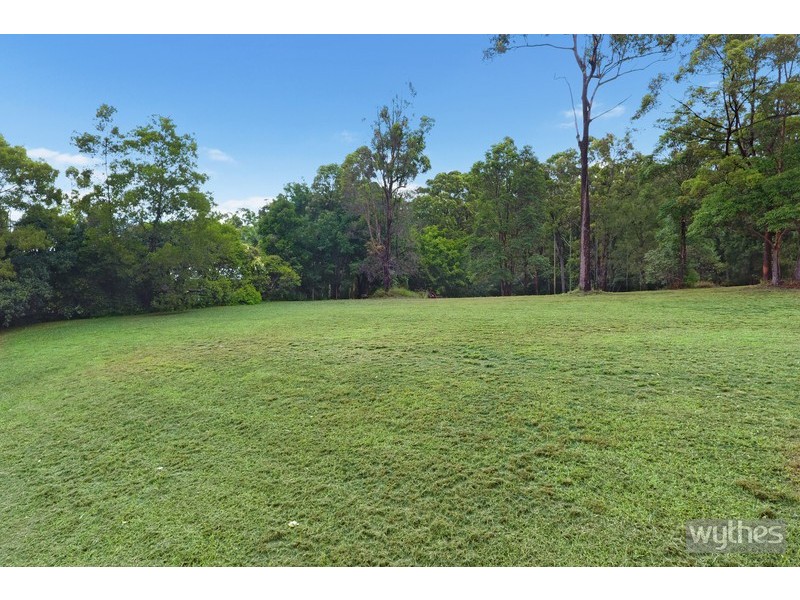 69 Patterson Drive, Tinbeerwah QLD 4563