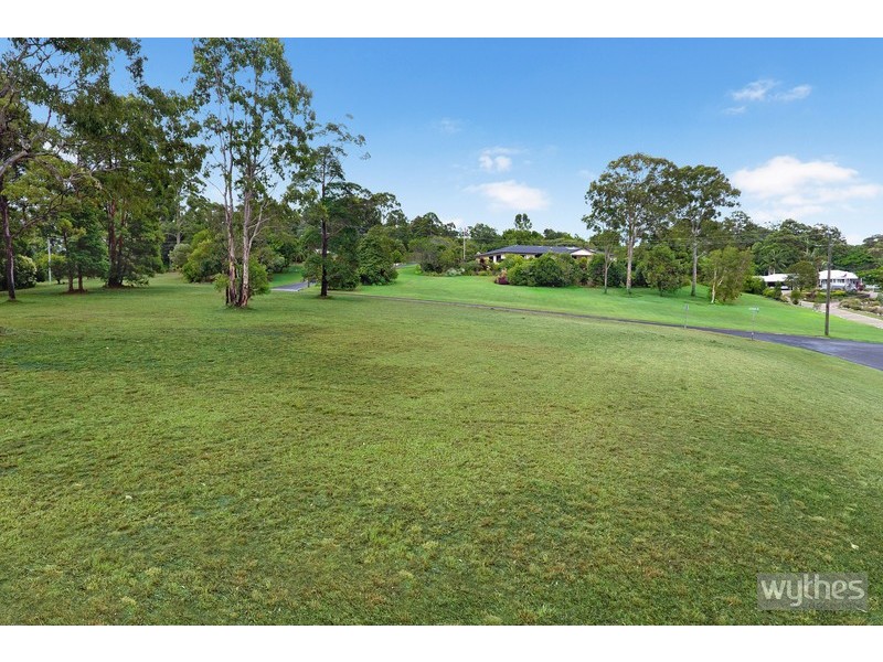 69 Patterson Drive, Tinbeerwah QLD 4563