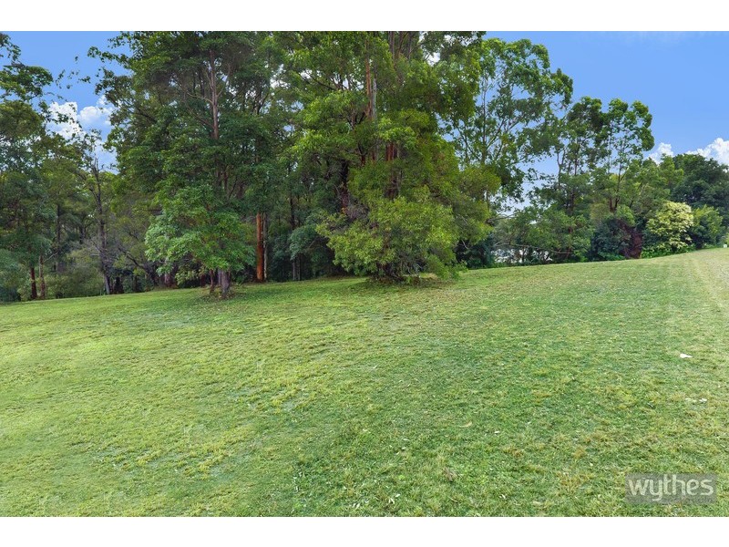 69 Patterson Drive, Tinbeerwah QLD 4563