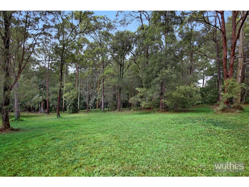 69 Patterson Drive, Tinbeerwah QLD 4563