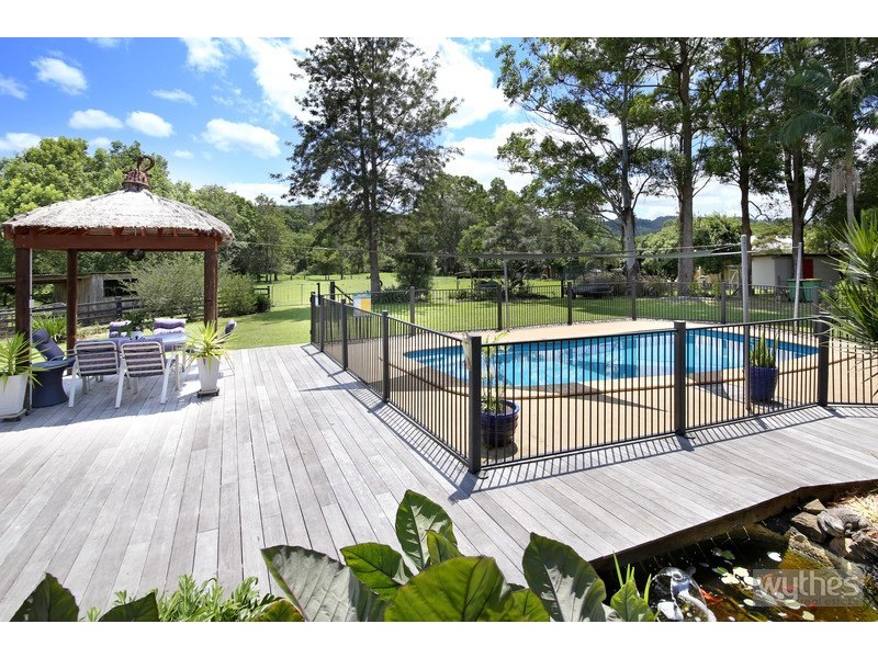 99 Tablelands Road, Cooran QLD 4569