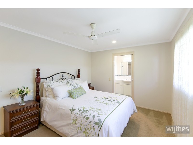 102 Goodwin Street, Tewantin QLD 4565