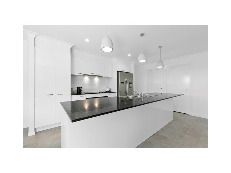 11 Arthur Court, Cooroy QLD 4563