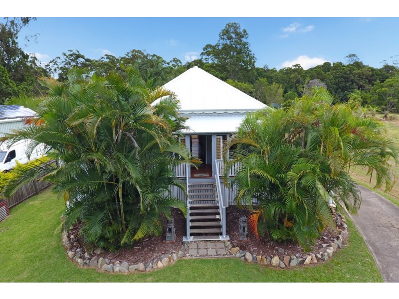 19 Memorial Drive, Eumundi QLD 4562