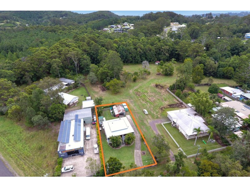 19 Memorial Drive, Eumundi QLD 4562
