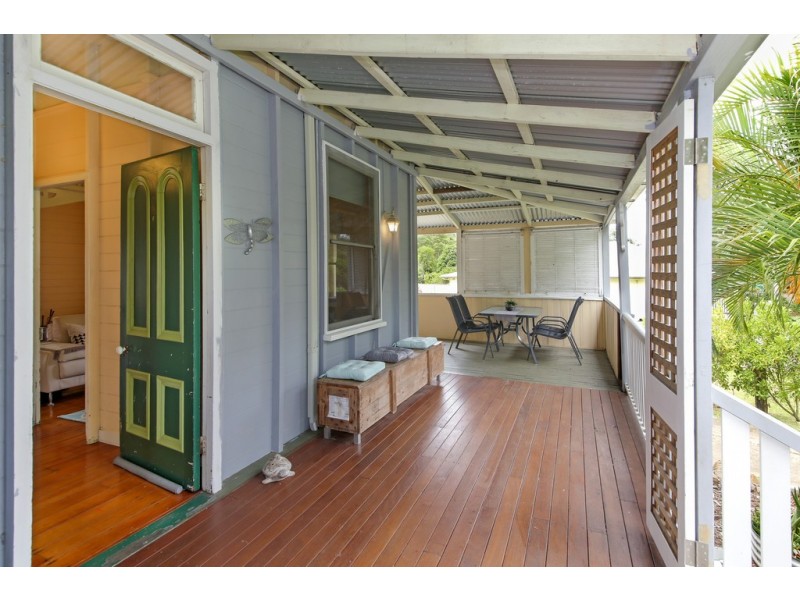 19 Memorial Drive, Eumundi QLD 4562