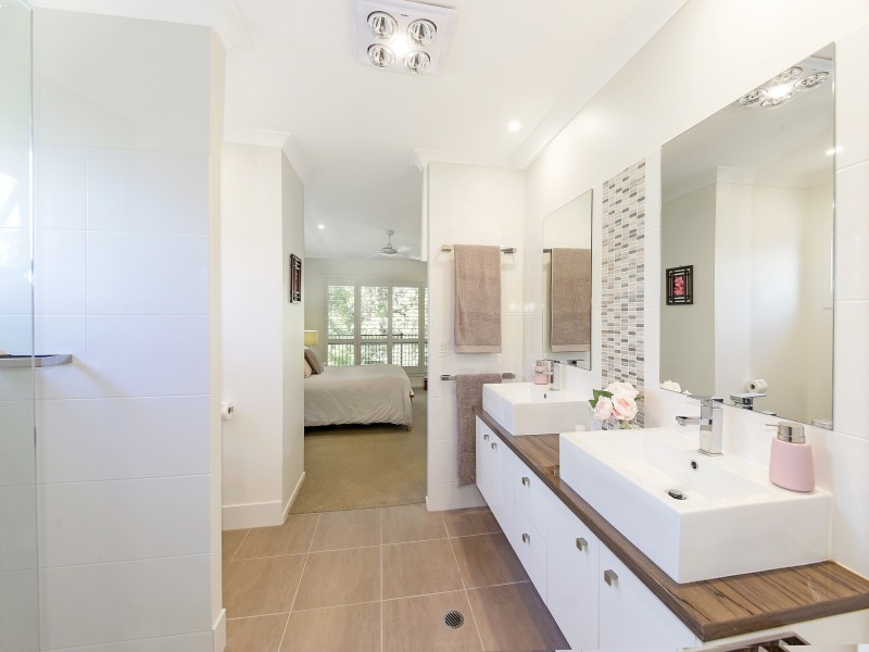 15 William Road, Eumundi QLD 4562