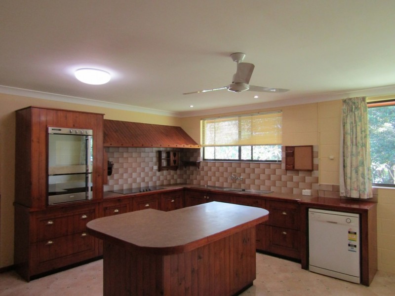 4 Ponderosa Drive, Cooroy QLD 4563