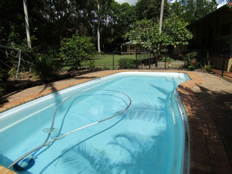 4 Ponderosa Drive, Cooroy QLD 4563