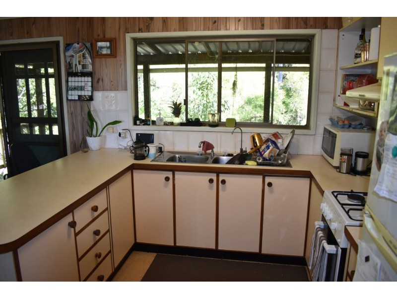 730 Louis Bazzo Drive, Pomona QLD 4568