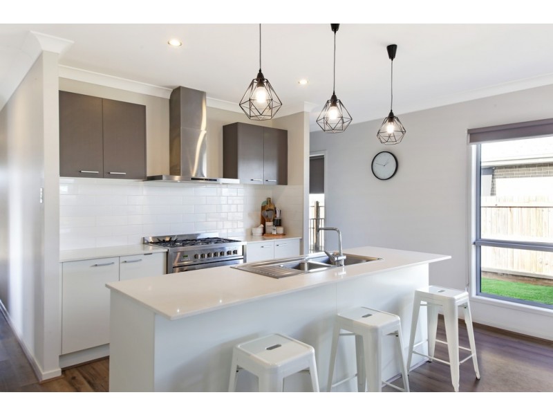 40 Straker Drive, Cooroy QLD 4563