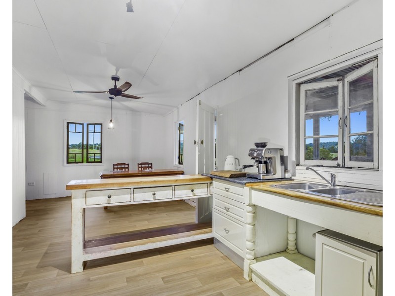 391 Traveston Road, Traveston QLD 4570
