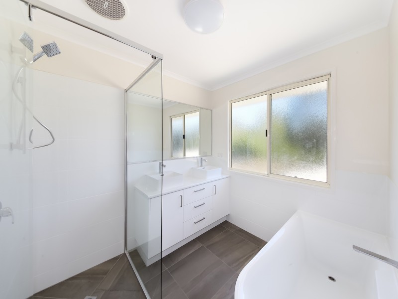 8 Bartholomew Court, Cooroy QLD 4563