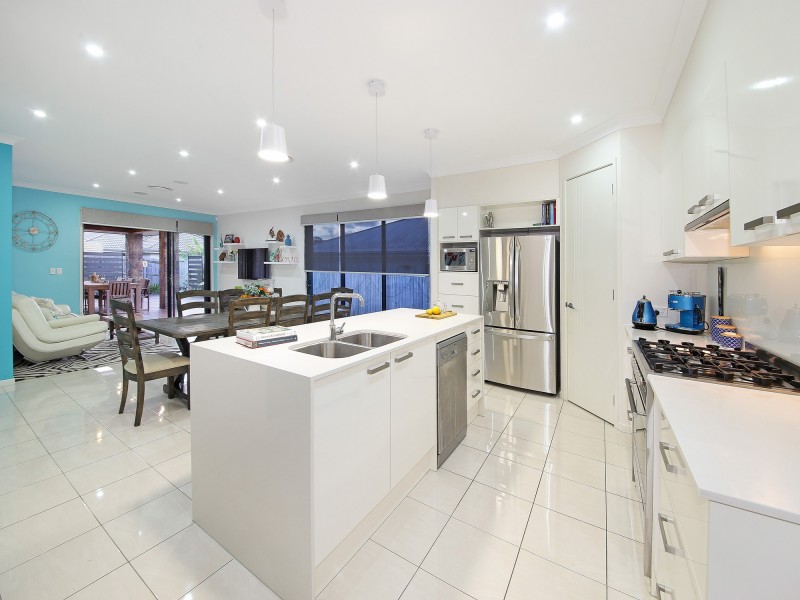 8 Clark Crescent, Eumundi QLD 4562