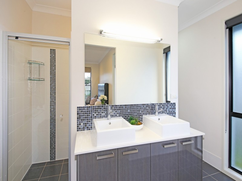 8 Clark Crescent, Eumundi QLD 4562