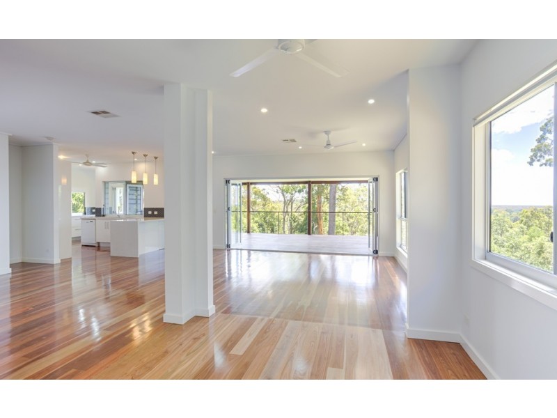 74 Forest Acres Drive, Lake Macdonald QLD 4563