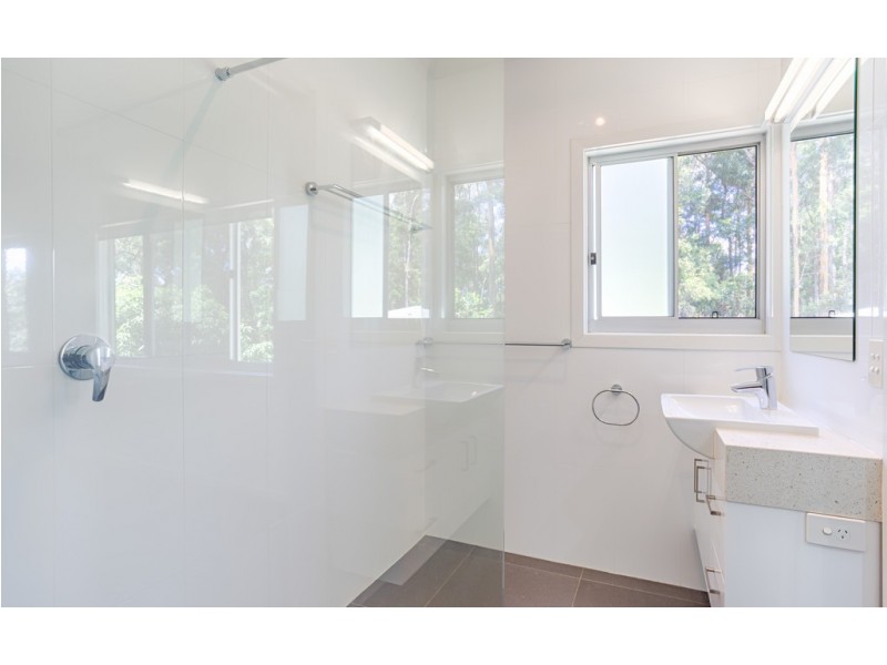 74 Forest Acres Drive, Lake Macdonald QLD 4563