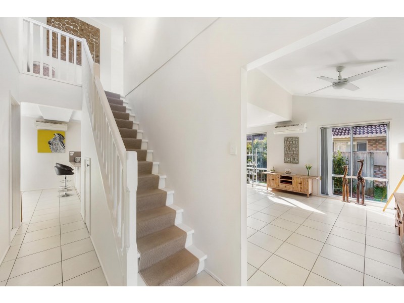 56 Lake Entrance Blvd, Noosaville QLD 4566