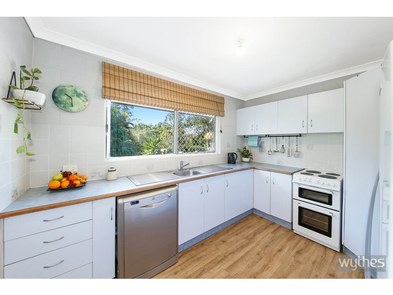 4 Hovea Road, Carters Ridge QLD 4563
