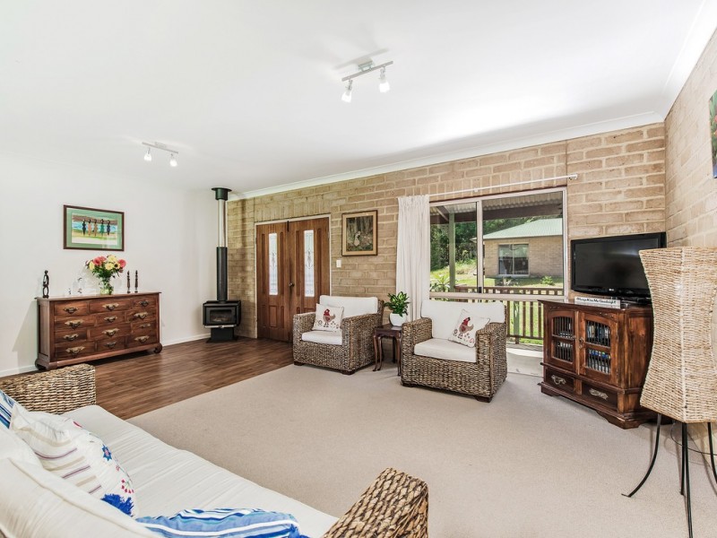 89 Black Pinch Road, Pomona QLD 4568