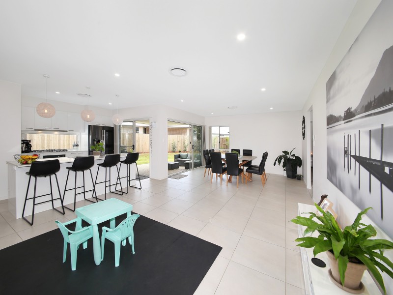 86 Straker Drive, Cooroy QLD 4563