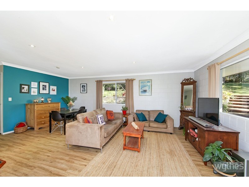 4 Hovea Road, Carters Ridge QLD 4563