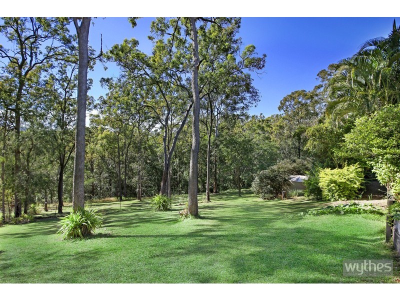 4 Hovea Road, Carters Ridge QLD 4563