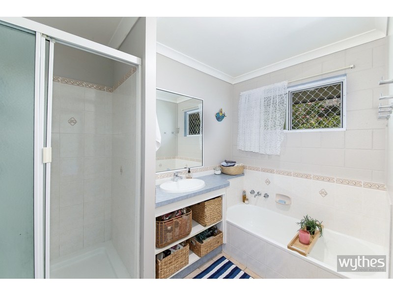 4 Hovea Road, Carters Ridge QLD 4563