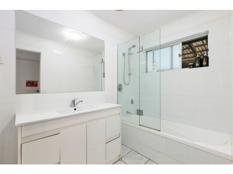 61 Overlander Avenue, Cooroy QLD 4563