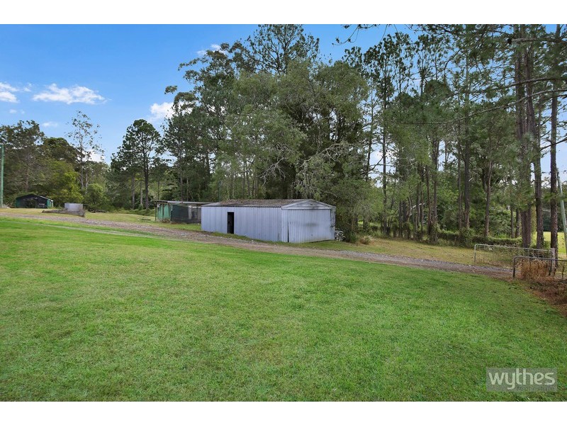 111 Railway Parade, Pomona QLD 4568