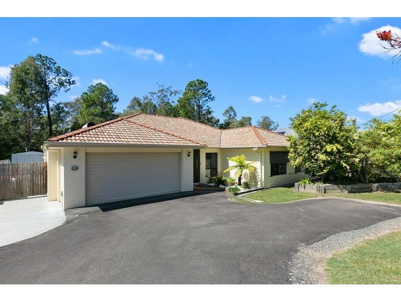 62 Elm Street, Cooroy QLD 4563